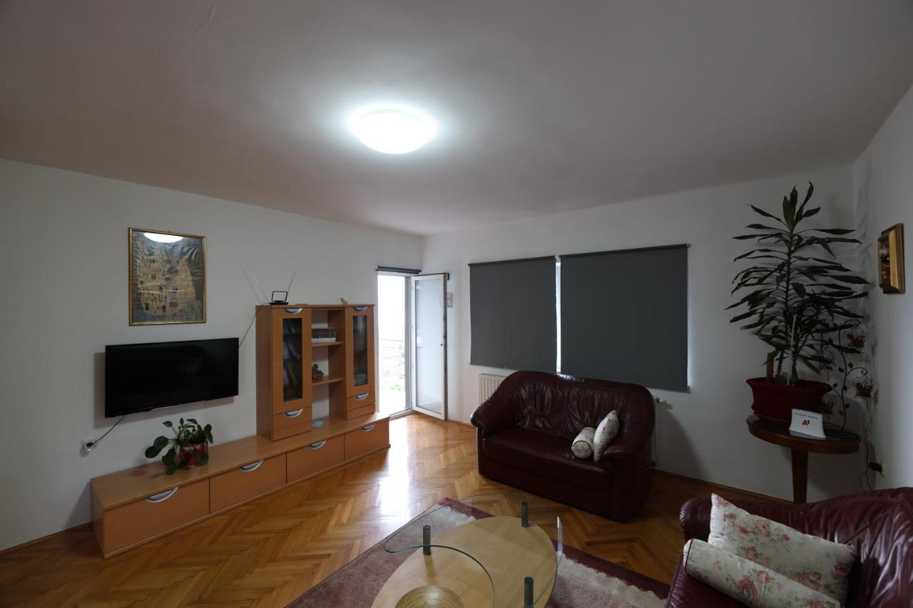 Apartment Cvjetna Rijeka Bagian luar foto