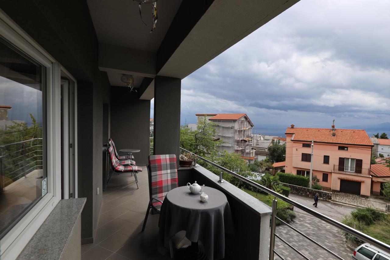 Apartment Cvjetna Rijeka Bagian luar foto