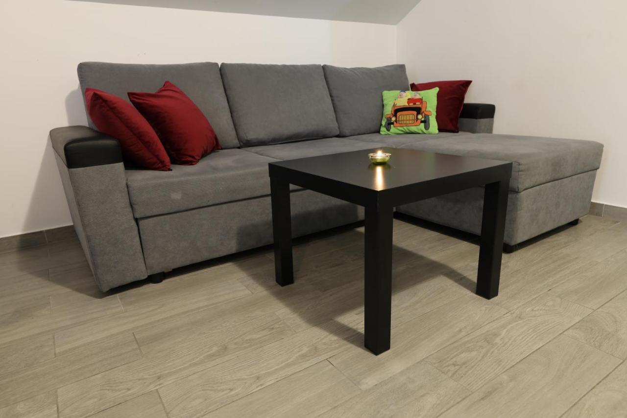 Apartment Cvjetna Rijeka Bagian luar foto