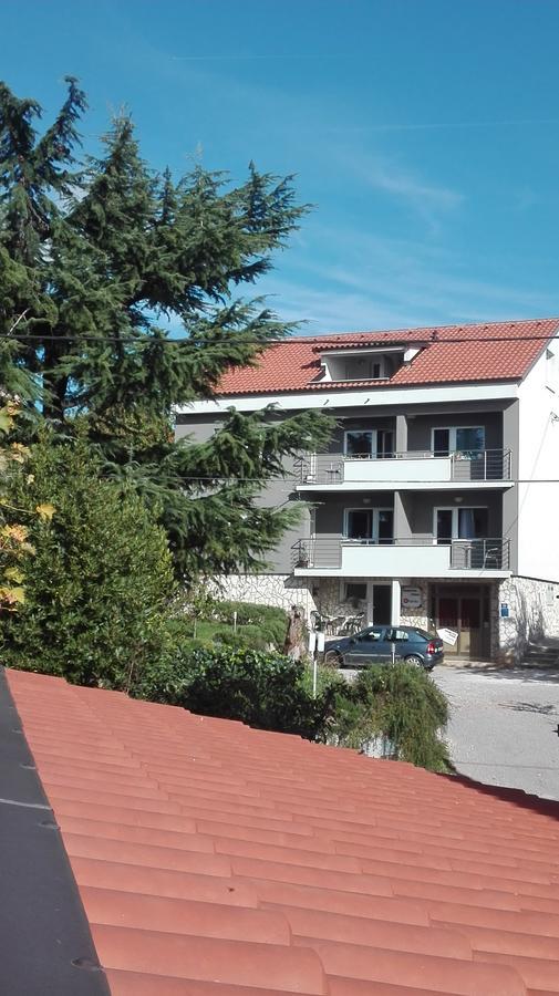 Apartment Cvjetna Rijeka Bagian luar foto
