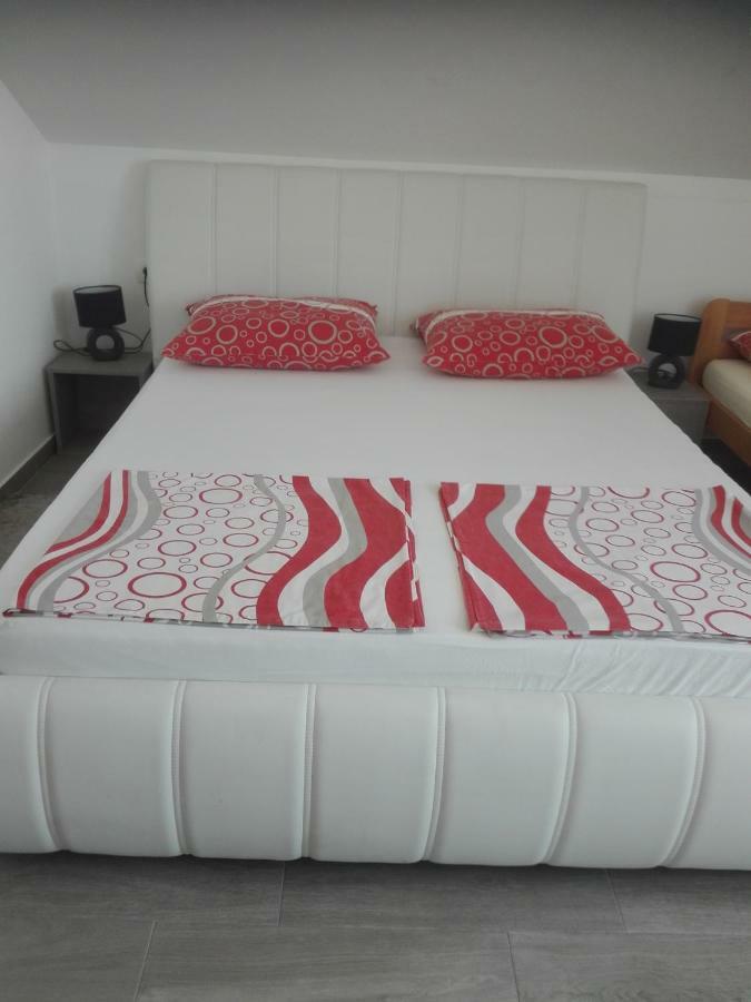 Apartment Cvjetna Rijeka Bagian luar foto